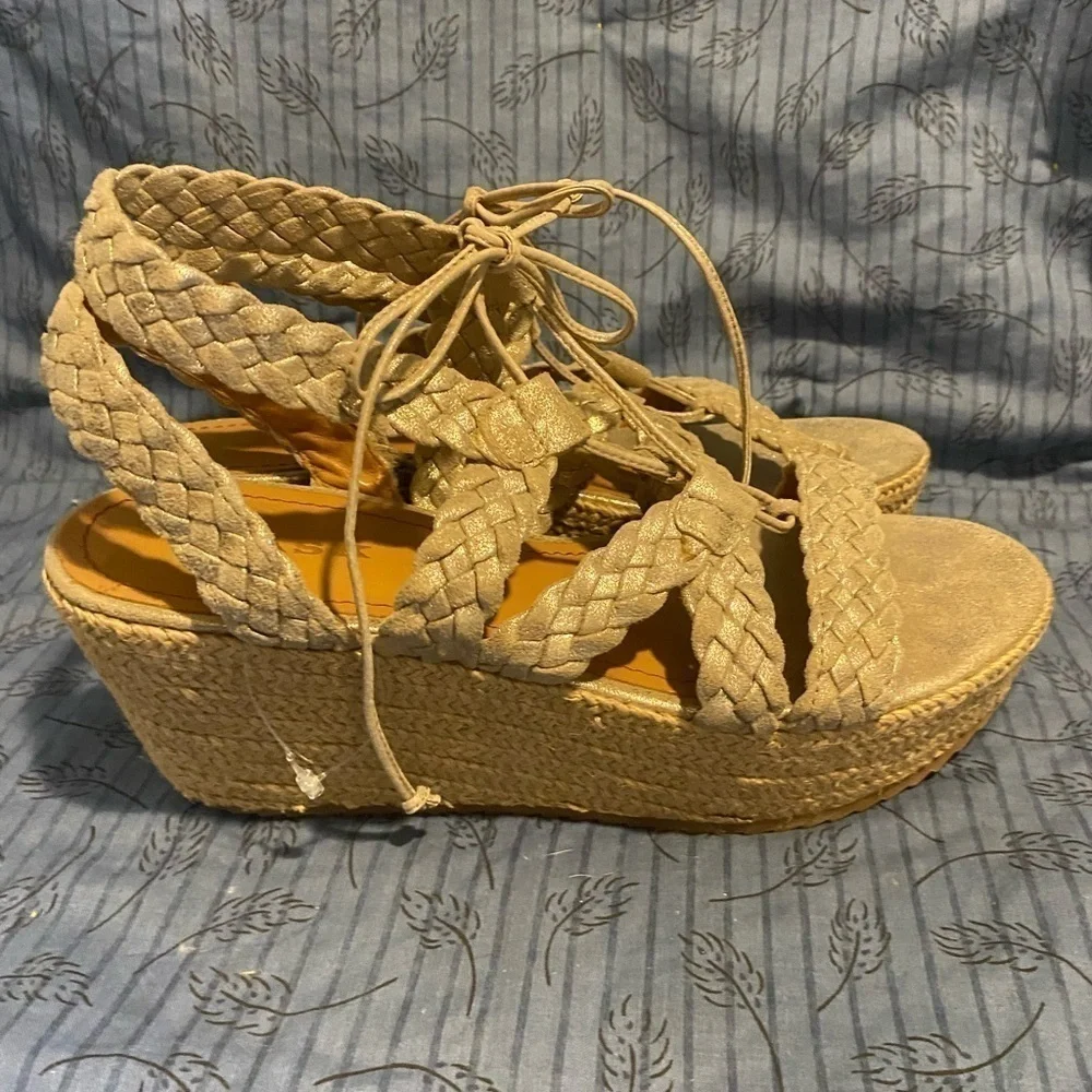 Trask Patrice braided wedge espadrilles size 10